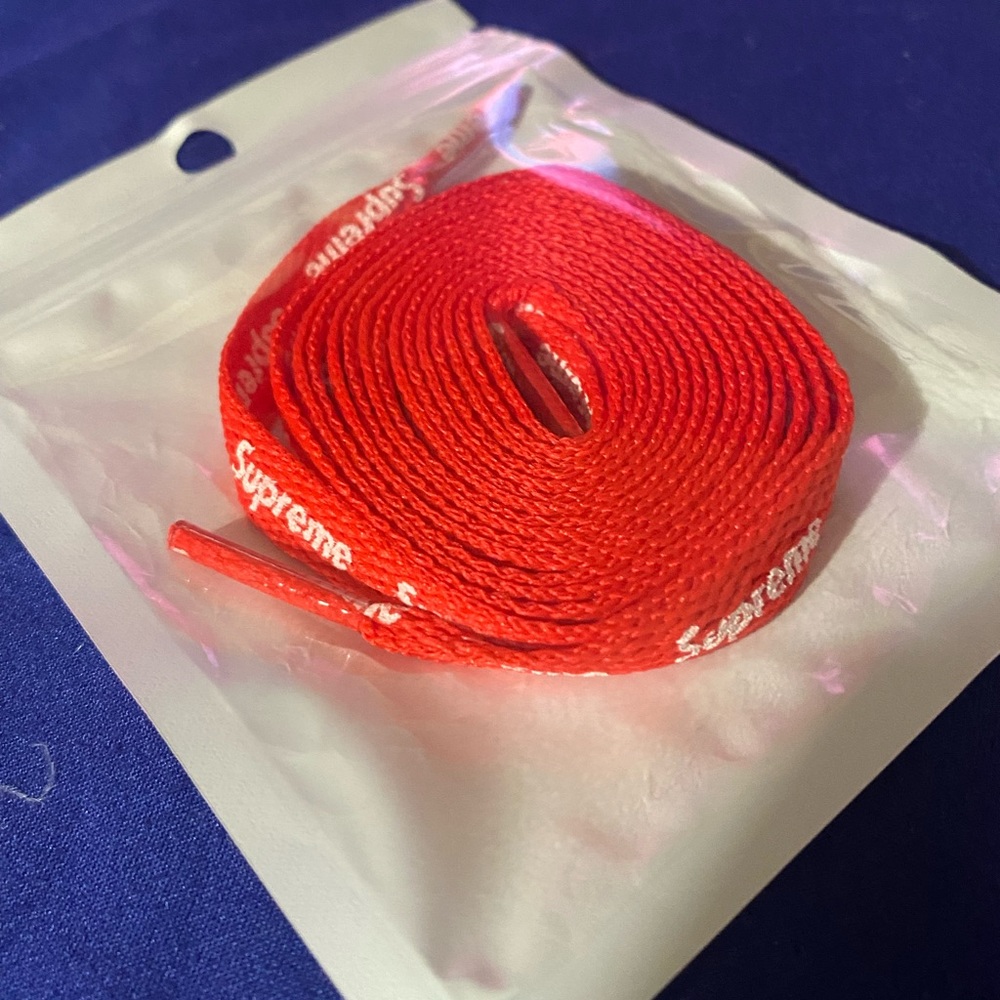 Supreme shoe laces